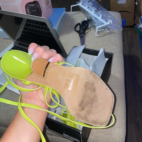 Lime green PLT heels - Picture 5 of 7